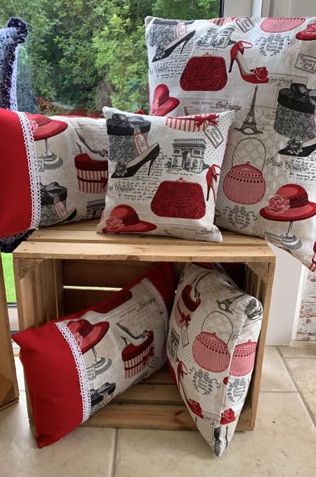 SANDY & ANGIE COUTURE FAIT MAIN - image 7